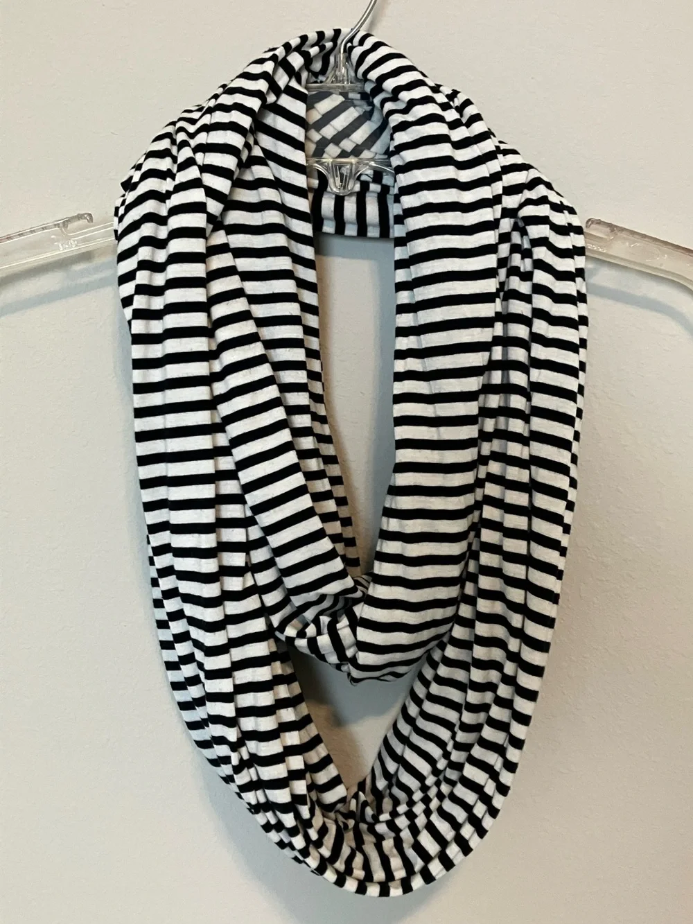 Calvin Klein Black White Striped Infinity Scarf Soft Stretch Loop Scarf One Size